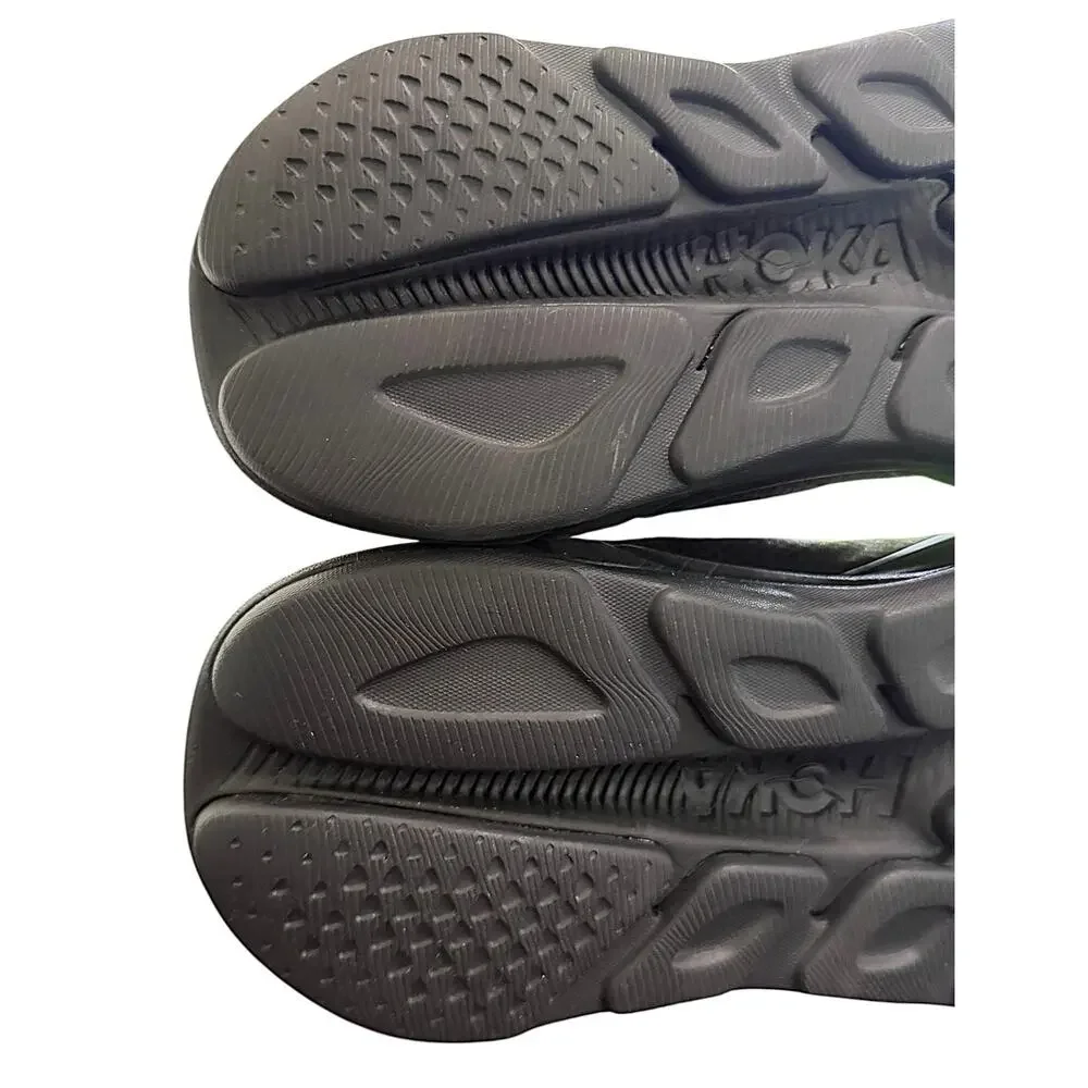 Hoka Rincon 4 Sneaker Black/Black Women’s 6.5 Wide Running Shoe Athletic EUC